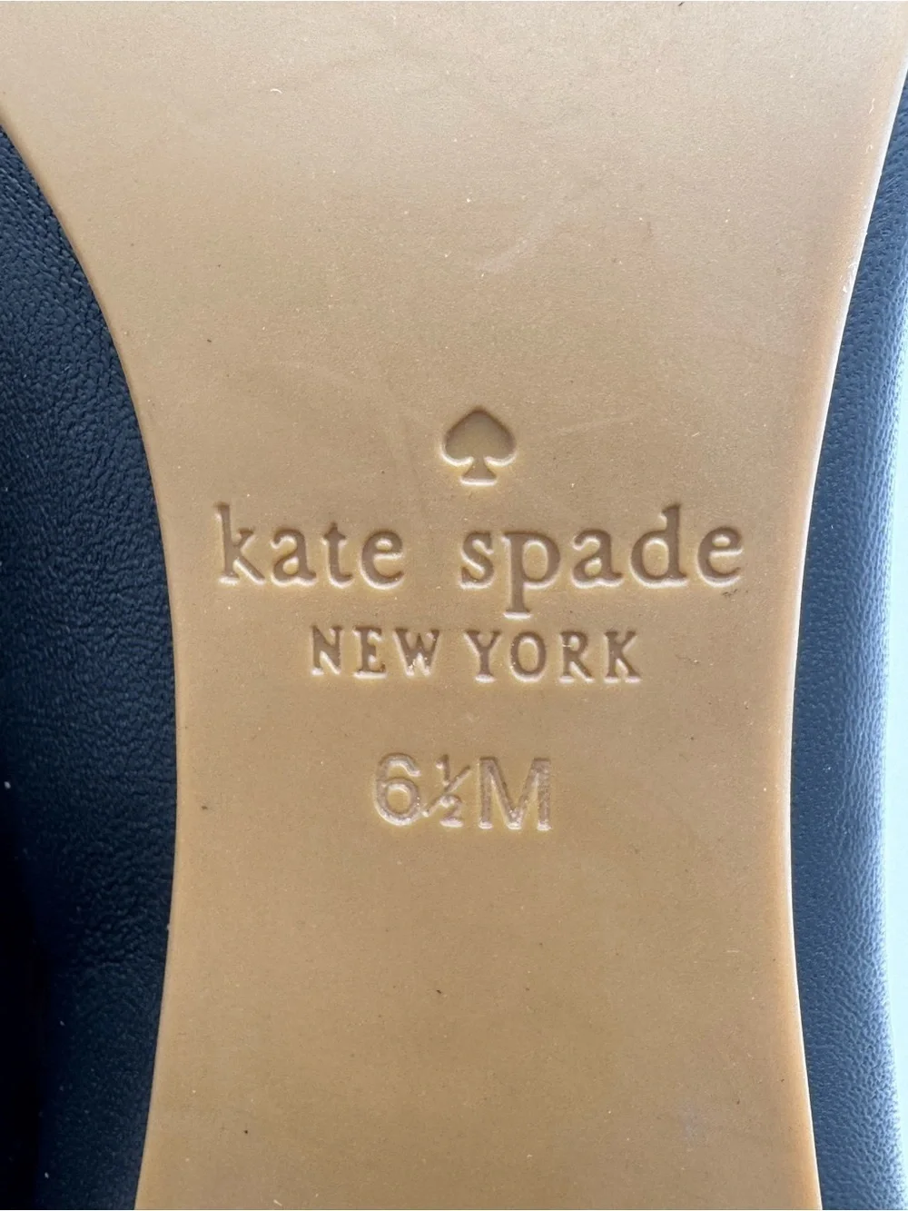 Kate Spade New York Yasmin Scalloped Block Heel Pumps Black Leather Size 6.5